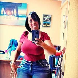 Meet your Posher, Christiana